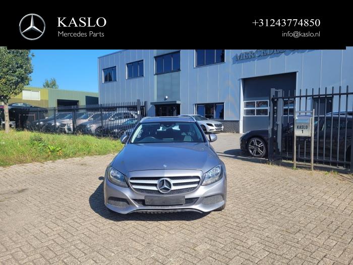 Mercedes C Estate C-200 BlueTEC, C-200 d 1.6 16V Vehículo de desguace (2015, Metálico, Plateado)