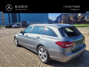 Mercedes C Estate C-200 BlueTEC, C-200 d 1.6 16V Vehículo de desguace (2015, Metálico, Plateado)