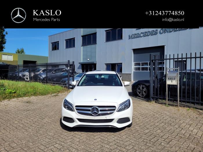 Mercedes C C-200 1.6 CDI BlueTEC, C-200 d 16V Schrottauto (2015, Weiß)