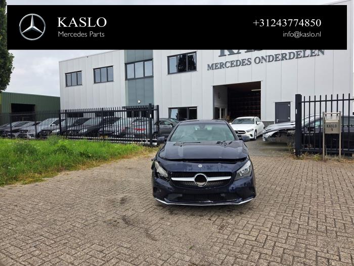 Mercedes CLA 1.6 CLA-180 16V  (Rozbiórka)