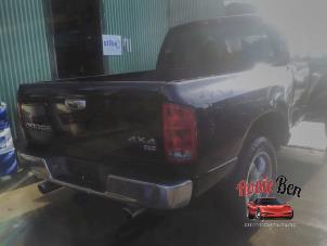 Dodge Ram 3500 Standard Cab 5.7 V8 Hemi 1500 4x4 Samochód złomowany (2004, Czarny)