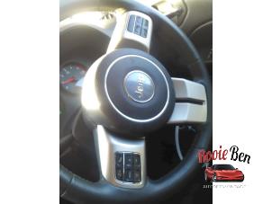 Jeep Patriot 2.2 CRD 16V 4x4 Épave (2012, Gris)