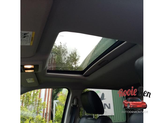 Dodge Ram 1500 Crew Cab 5.7 V8 Hemi 1500 4x2 Épave (2013, Noir)