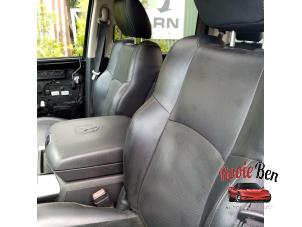 Dodge Ram 1500 Crew Cab 5.7 V8 Hemi 1500 4x2 Épave (2013, Noir)