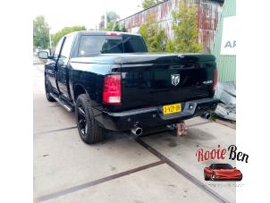 Dodge Ram 1500 Crew Cab 5.7 V8 Hemi 1500 4x2 Épave (2013, Noir)