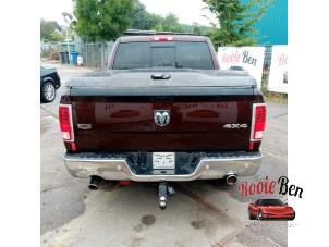 Dodge 1500 Crew Cab 5.7 Hemi V8 4x4 Épave (2016, Brun)