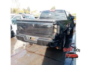 Chevrolet Silverado 1500 Standard Cab 5.3 V8 2500 4x4 Crew Cab Épave (2018, Noir)