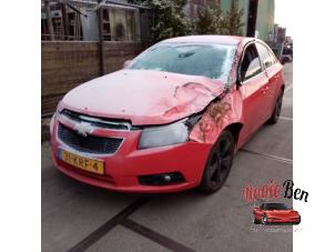 Chevrolet Cruze 1.8 16V VVT Épave (2010, Rouge)