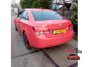 Chevrolet Cruze 1.8 16V VVT Épave (2010, Rouge)