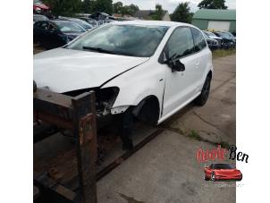 Volkswagen Polo V 1.2 12V Vehículo de desguace (2013, Blanco)