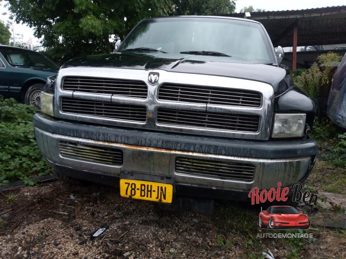 Dodge Ram 3500 5.2 1500 4x2 Kat. Voiture accidentée (1995, Noir)