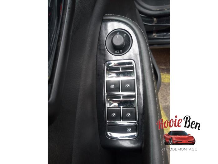 Chevrolet Malibu 2.0 D 16V Épave (2013, Noir)