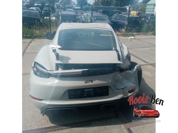 Porsche 718 Cayman 4.0 GT4 Samochód złomowany (2020, Szary)