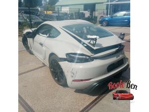 Porsche 718 Cayman 4.0 GT4 Samochód złomowany (2020, Szary)