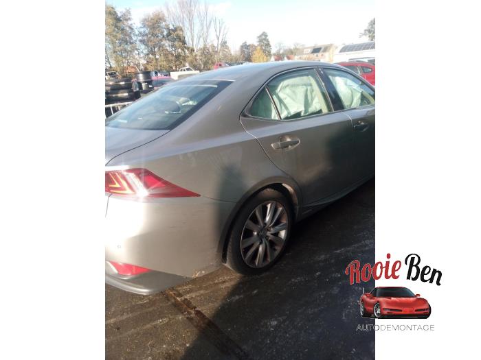 Lexus IS 300h 2.5 16V Vehículo de desguace (2014, Gris)