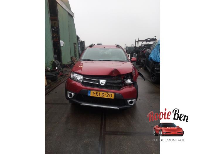 Dacia Sandero II 0.9 TCE 12V Épave (2013, Rouge)