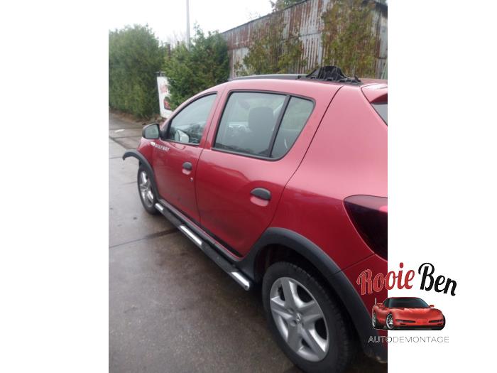 Dacia Sandero II 0.9 TCE 12V Épave (2013, Rouge)