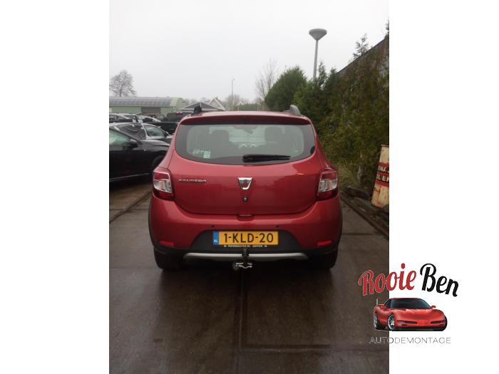 Dacia Sandero II 0.9 TCE 12V Épave (2013, Rouge)