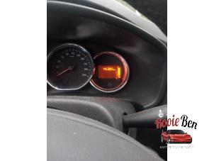 Dacia Sandero II 0.9 TCE 12V Épave (2013, Rouge)