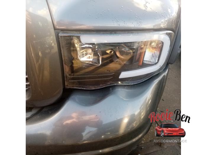 Dodge Ram 1500 5.7 V8 Hemi 1500 4x2 Épave (2004, Gris)