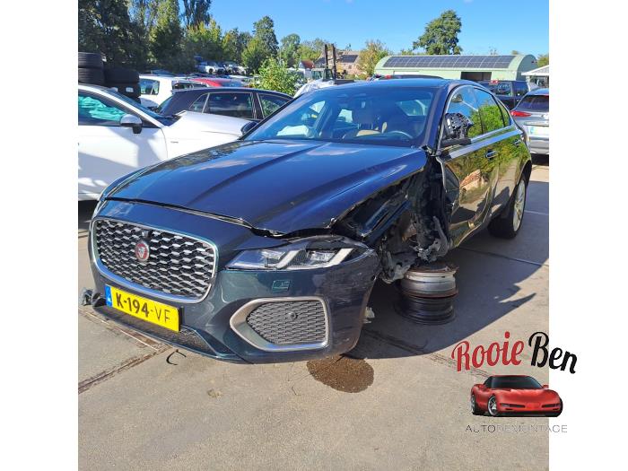 Jaguar XF 2.0 P250 Turbo 16V Épave (2021, Vert)