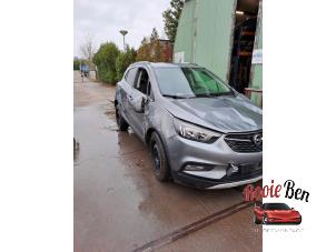 Opel Mokka/Mokka X 1.4 Turbo 16V 4x2 Épave (2017, Gris)