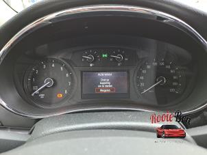 Opel Mokka/Mokka X 1.4 Turbo 16V 4x2 Épave (2017, Gris)