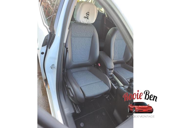 Opel Meriva 1.4 Turbo 16V Ecotec Samochód złomowany (2010, Bialy)