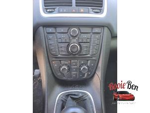 Opel Meriva 1.4 Turbo 16V Ecotec Samochód złomowany (2010, Bialy)