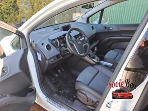 Opel Meriva 1.4 Turbo 16V Ecotec Samochód złomowany (2010, Bialy)