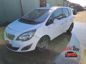 Opel Meriva 1.4 Turbo 16V Ecotec Samochód złomowany (2010, Bialy)