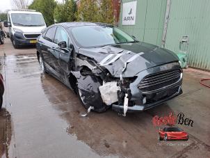Ford Mondeo V 1.5 EcoBoost 16V Épave (2016, Vert)