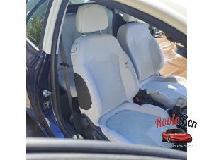 Opel Adam 1.2 16V Samochód złomowany (2013, Niebieski)