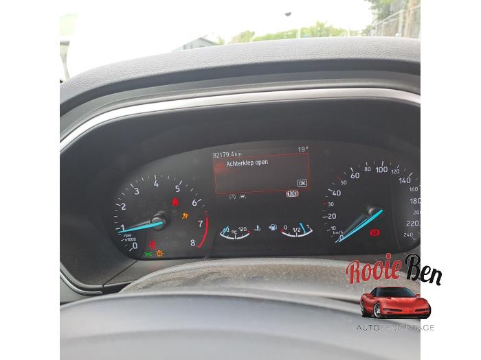 Ford Focus 4 Wagon 1.0 Ti-VCT EcoBoost 12V 125 Épave (2020, Gris)