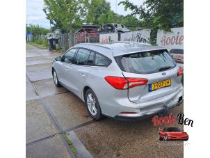 Ford Focus 4 Wagon 1.0 Ti-VCT EcoBoost 12V 125 Épave (2020, Gris)