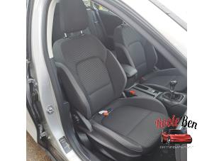 Ford Focus 4 Wagon 1.0 Ti-VCT EcoBoost 12V 125 Épave (2020, Gris)