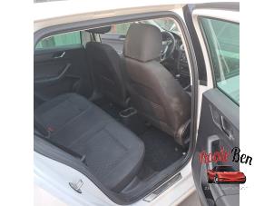 Skoda Rapid 1.2 TSI 16V Samochód złomowany (2015, Bialy)