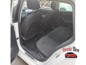 Skoda Rapid 1.2 TSI 16V Samochód złomowany (2015, Bialy)