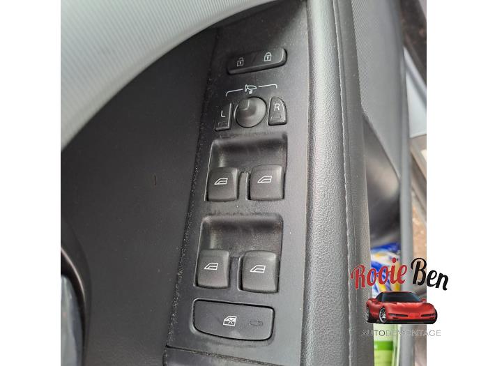 Volvo V70 1.6 T4 16V Vehículo de desguace (2013, Gris)
