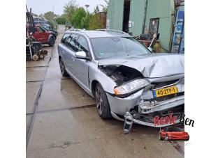Volvo V70 1.6 T4 16V Vehículo de desguace (2013, Gris)