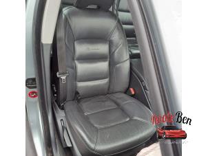Volvo V70 1.6 T4 16V Vehículo de desguace (2013, Gris)