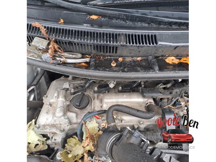 Toyota Auris 1.8 16V HSD Full Hybrid Skadat fordon (2011, GRIJS)