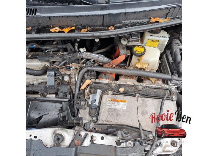 Toyota Auris 1.8 16V HSD Full Hybrid Skadat fordon (2011, GRIJS)