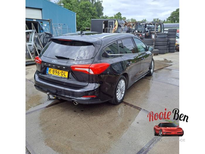 Ford Focus 4 Wagon 1.0 Ti-VCT EcoBoost 12V 125 Samochód złomowany (2020, Czarny)