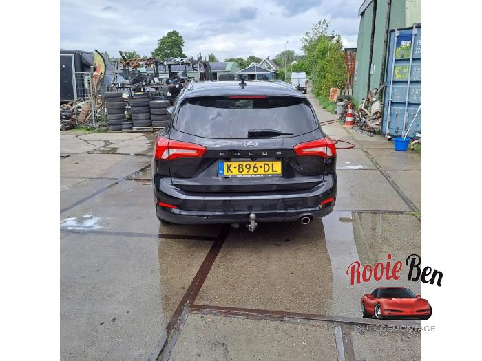 Ford Focus 4 Wagon 1.0 Ti-VCT EcoBoost 12V 125 Samochód złomowany (2020, Czarny)