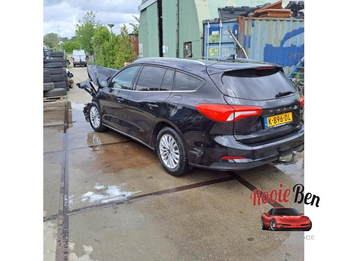 Ford Focus 4 Wagon 1.0 Ti-VCT EcoBoost 12V 125 Samochód złomowany (2020, Czarny)