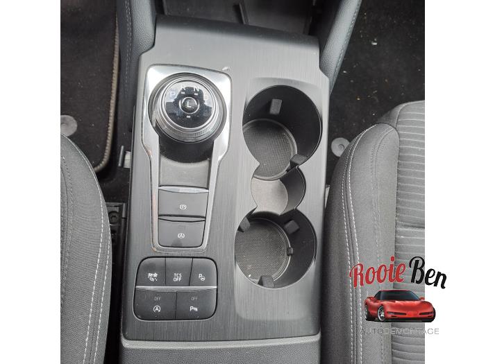 Ford Focus 4 Wagon 1.0 Ti-VCT EcoBoost 12V 125 Samochód złomowany (2020, Czarny)