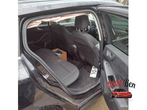 Ford Focus 4 Wagon 1.0 Ti-VCT EcoBoost 12V 125 Samochód złomowany (2020, Czarny)