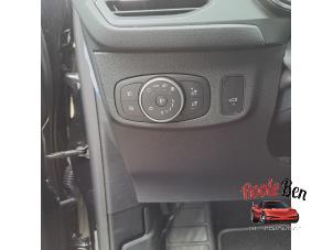 Ford Focus 4 Wagon 1.0 Ti-VCT EcoBoost 12V 125 Samochód złomowany (2020, Czarny)