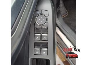 Ford Focus 4 Wagon 1.0 Ti-VCT EcoBoost 12V 125 Samochód złomowany (2020, Czarny)